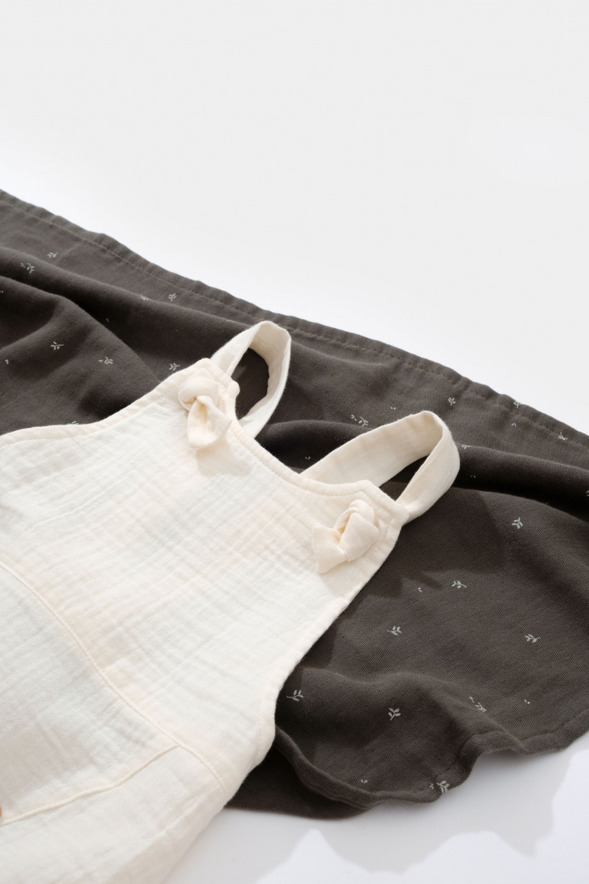 Salopeta de vara cu pantaloni lungi din muselina, BabyCosy, 100% bumbac organic - imagine 18