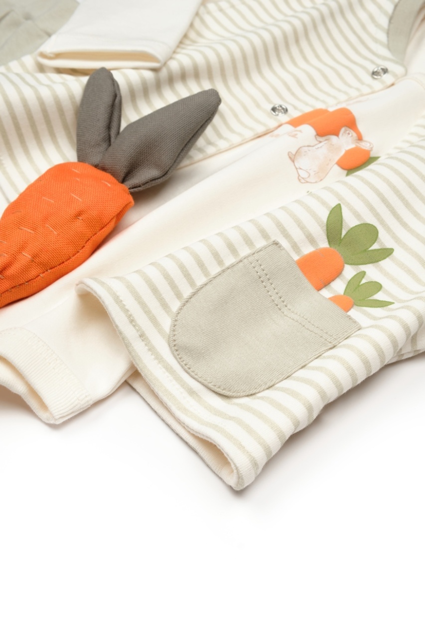Set 3 piese: body, pantalon si vesta Rabbit, 100% bumbac organic, BabyCosy - imagine 6