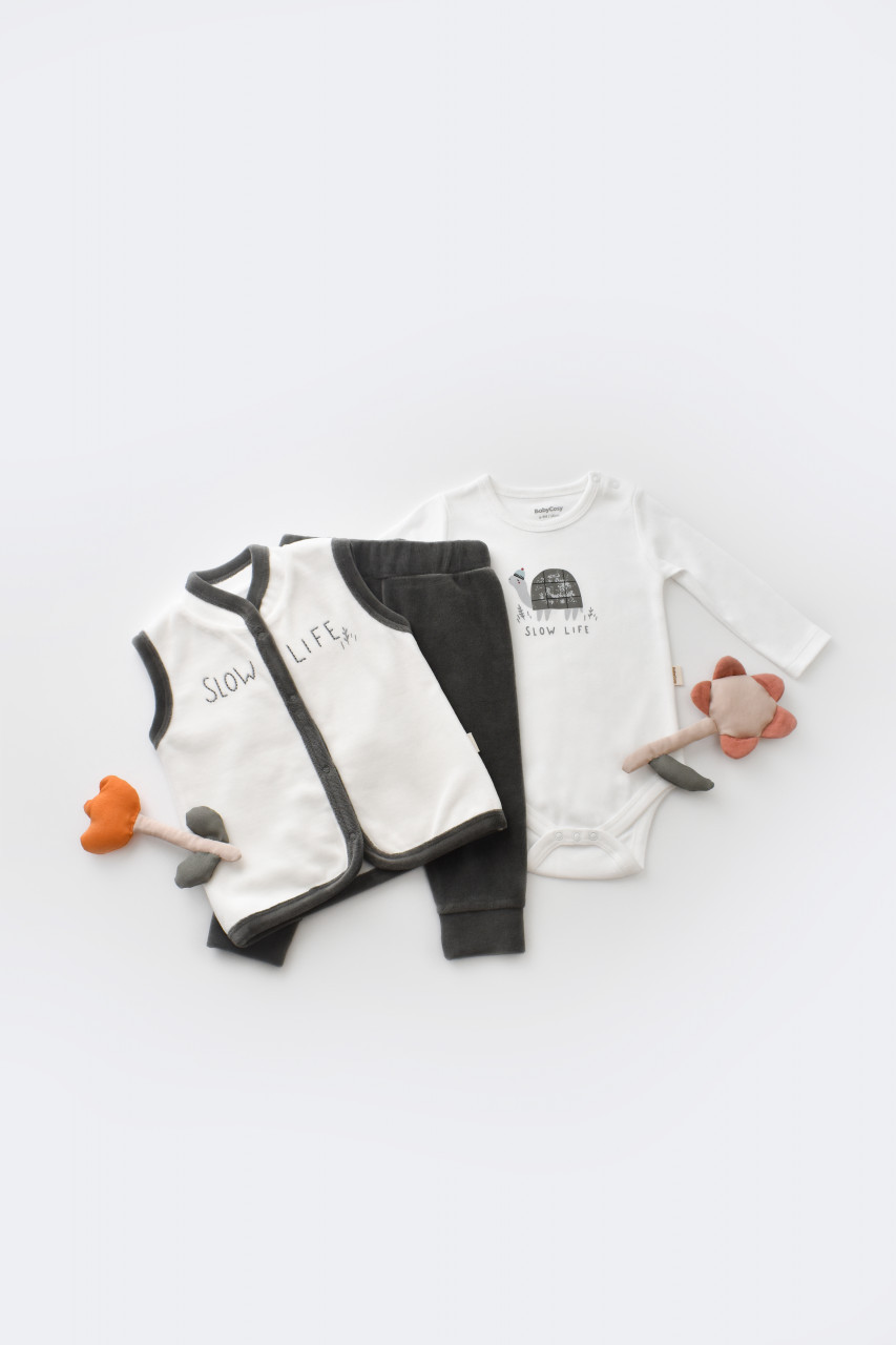 Set 3 piese Broscuta cu body, pantalonasi si vestuta din 80%bumbac organic si 20% poliester - imagine 2
