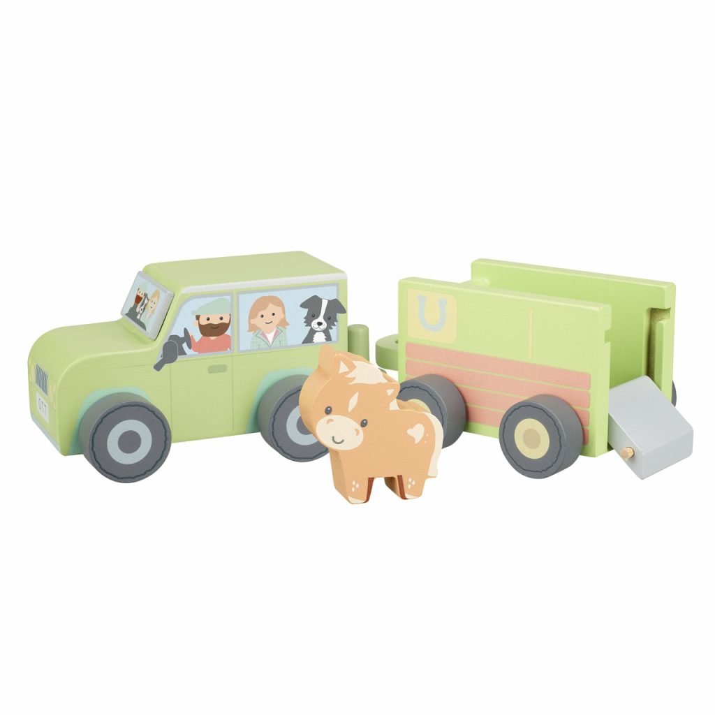 Camion din lemn pentru transport animale de ferma