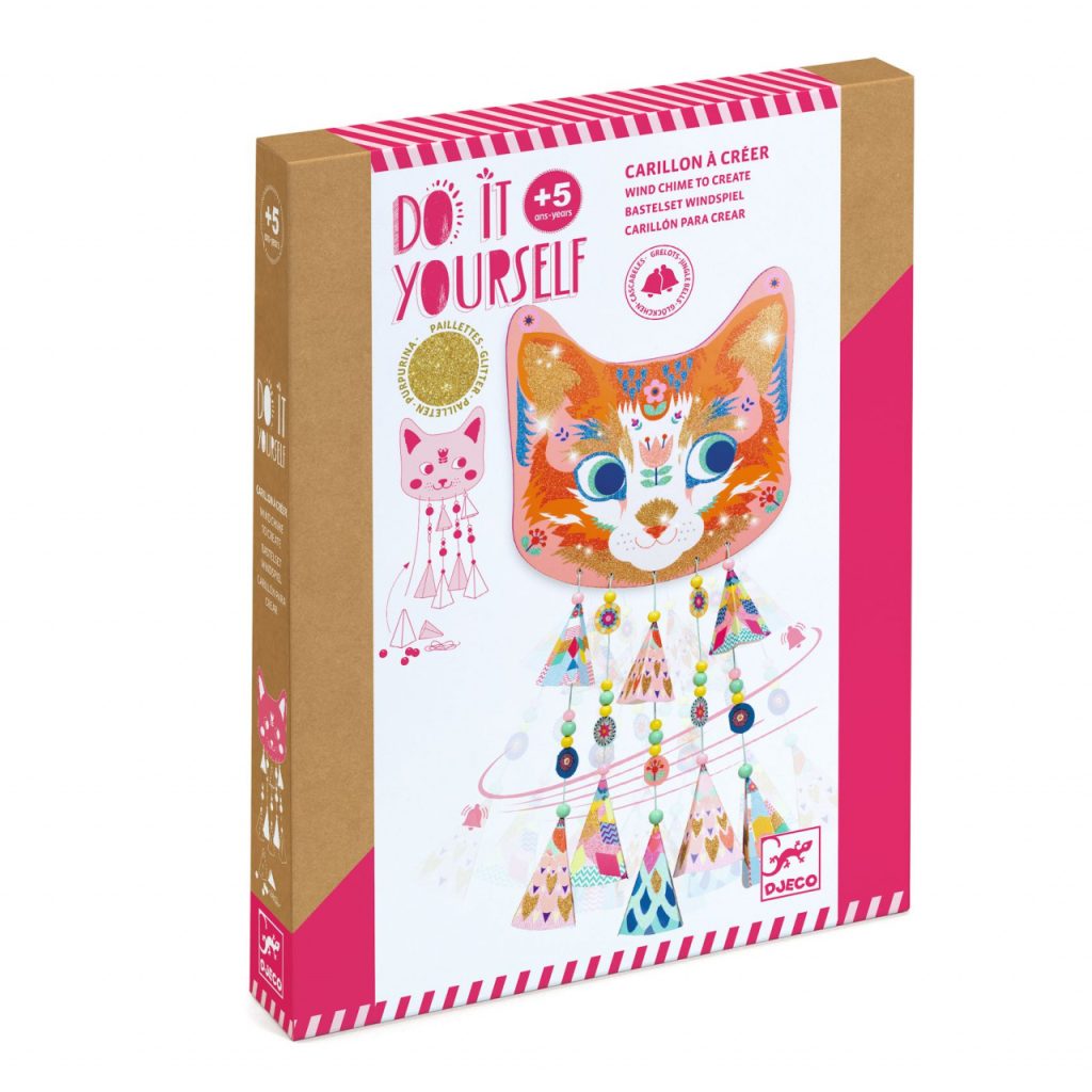 Joc creativ DIY Decoratie mobila pisicuta