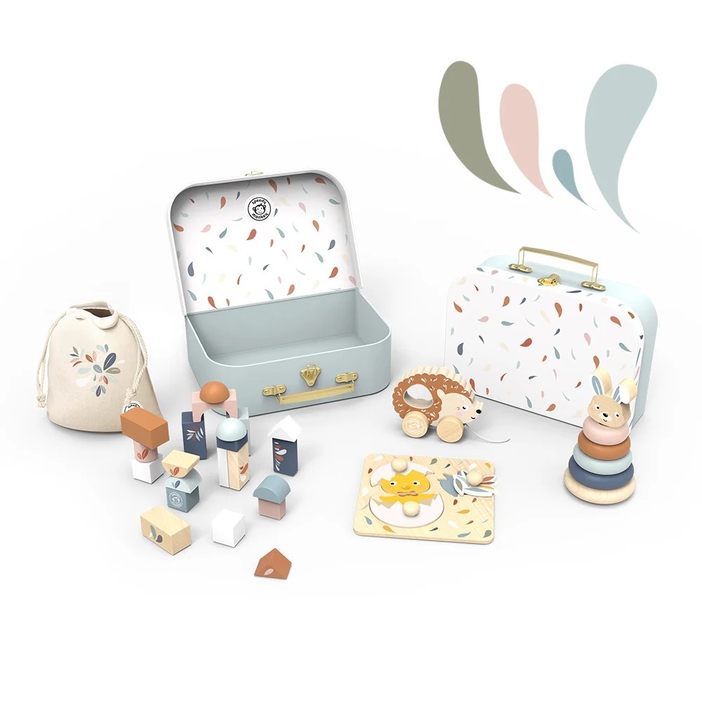 Prima mea cutie cu jucarii