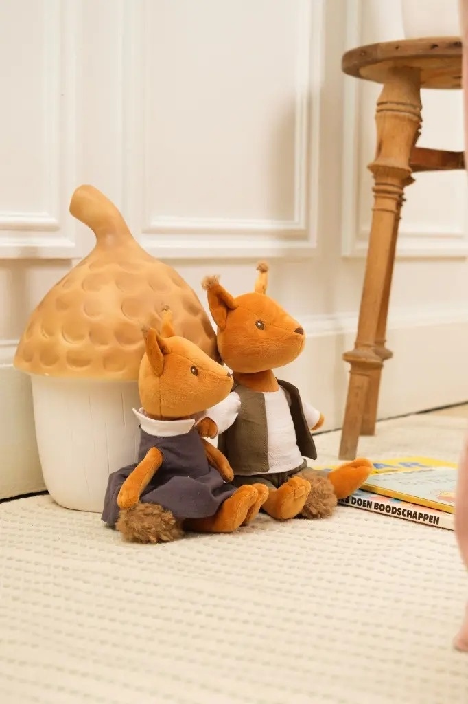 Jucarie de plus Tata veverita, Egmont Toys - imagine 5